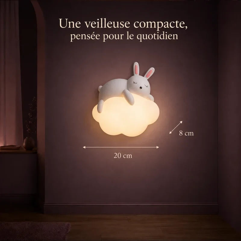 Dimensions de la veilleuse murale nuage et lapin : 20 cm de large et 8 cm de haut.