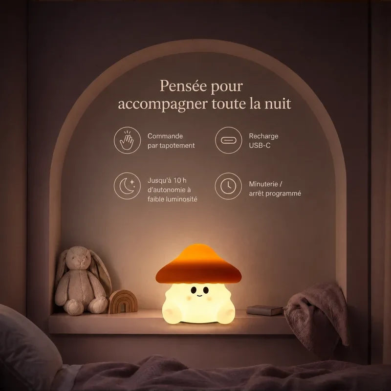 Infographie présentant l’autonomie, la recharge et l’usage quotidien de la veilleuse en forme de champignon orange.