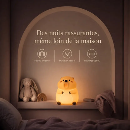 Infographie présentant le format nomade et les usages en déplacement de la veilleuse en forme de marmotte.