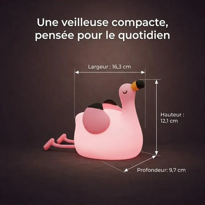 Dimensions de la veilleuse en forme de flamant rose : 16,3 cm de large, 12,1 cm de haut et 9,7 cm de profondeur.