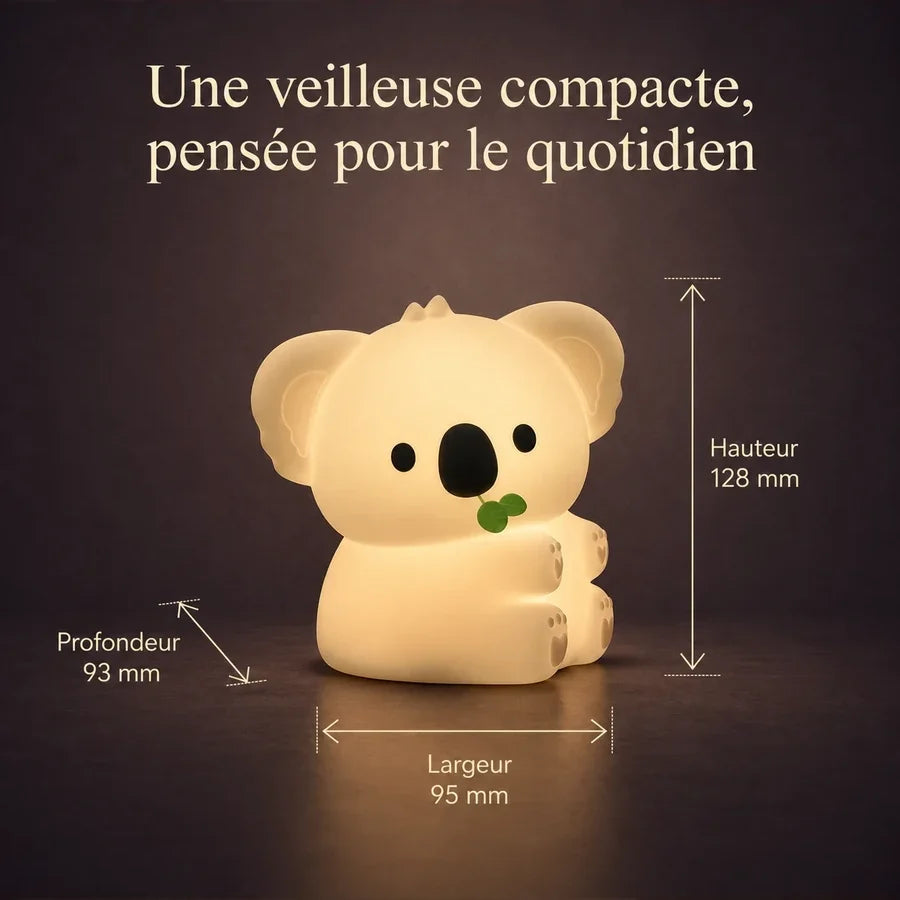 Dimensions de la veilleuse koala avec une feuille d’eucalyptus : 9,5 cm de large, 12,8 cm de haut et 9,3 cm de profondeur.