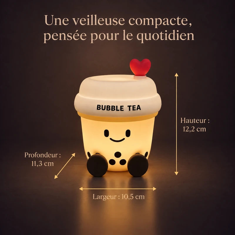 Dimensions de la veilleuse en forme de bubble tea : 10,5 cm de large, 12,2 cm de haut et 11,3 cm de profondeur.