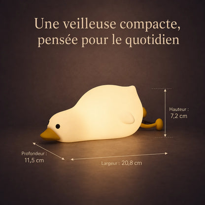 Dimensions de la veilleuse en forme de canard allongé : 20,8 cm de large, 7,2 cm de haut et 11,5 cm de profondeur.